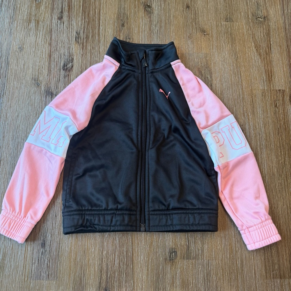 3/20$ Puma Toddler Black & Pink Zip Up size 2T